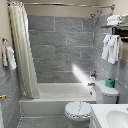 Boone Trail Inn Middlesboro ภายนอก รูปภาพ