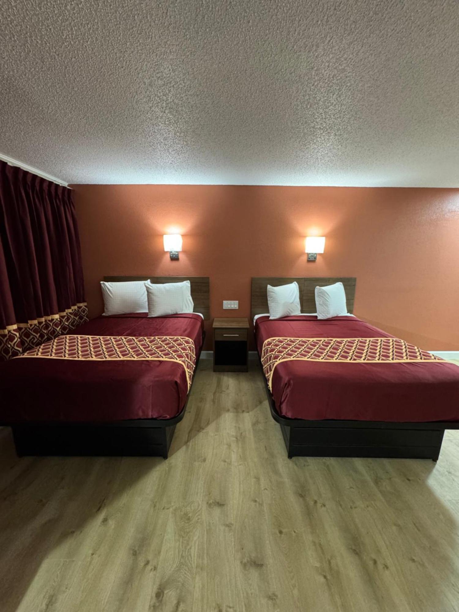 Boone Trail Inn Middlesboro ภายนอก รูปภาพ